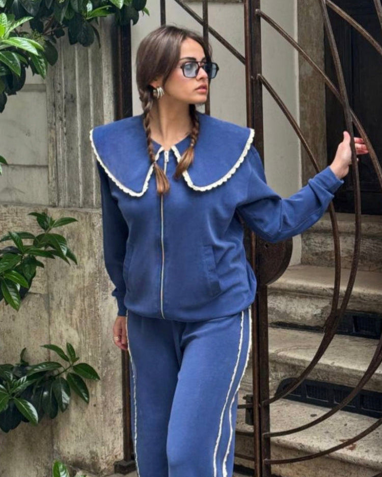 Jogging avec col Claudine – Elégance décontracté