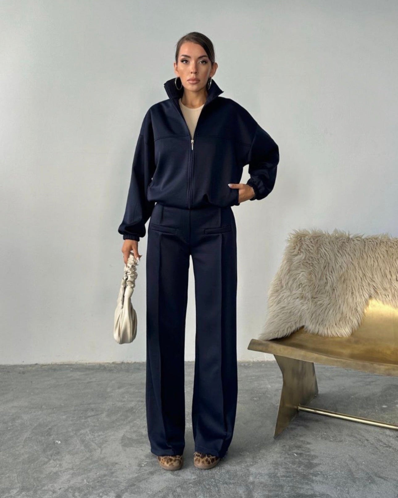 Bleu nuit - L'ensemble contemporain